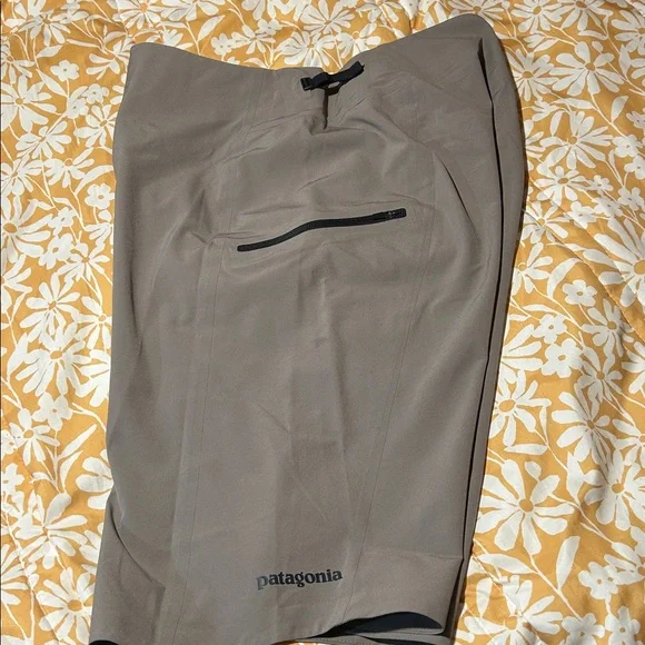 Patagonia Men’s Dirt Roamer Bike Shorts - Picture 6 of 6